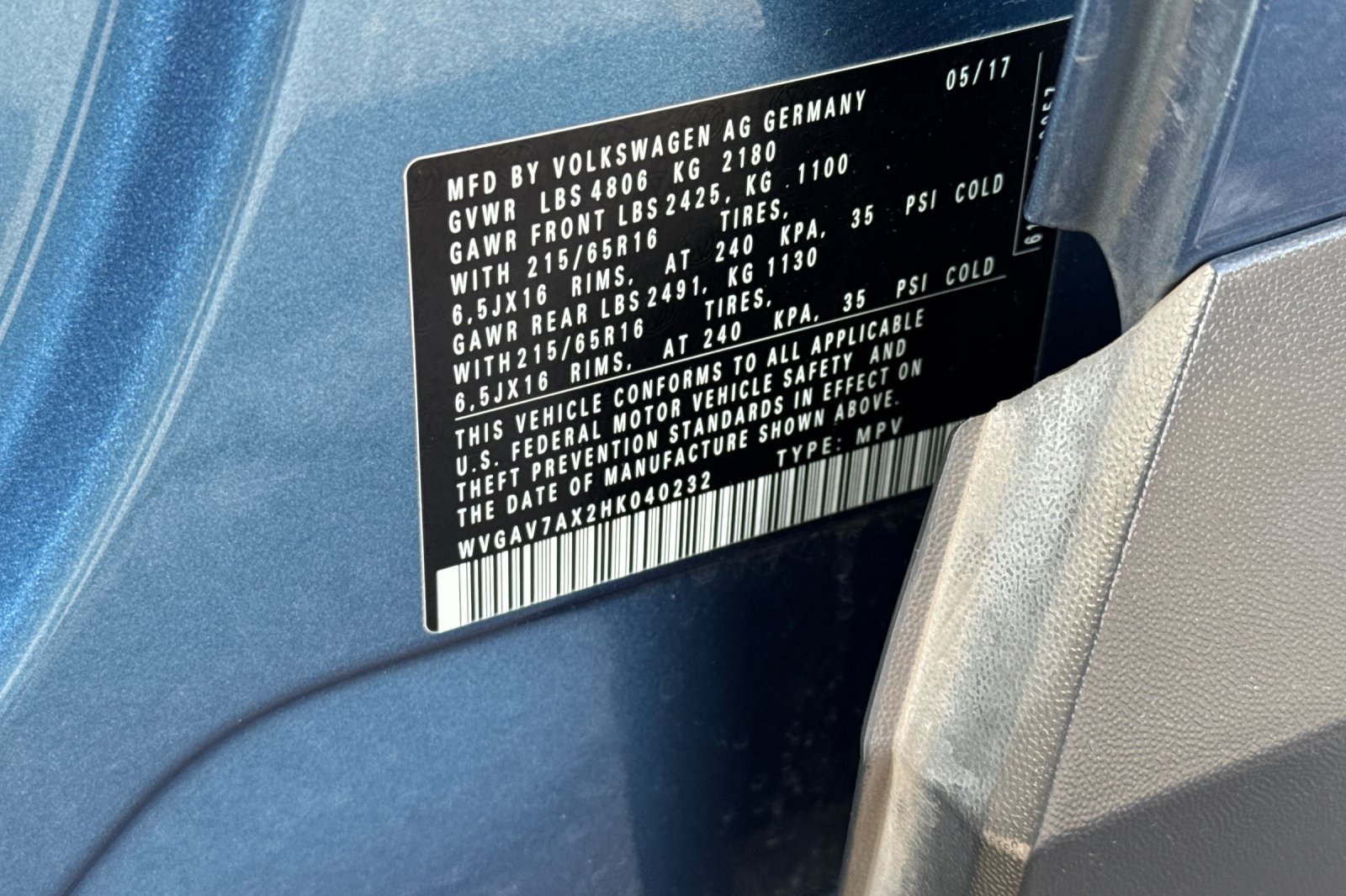 Used 2017 Volkswagen Tiguan S FWD image 28