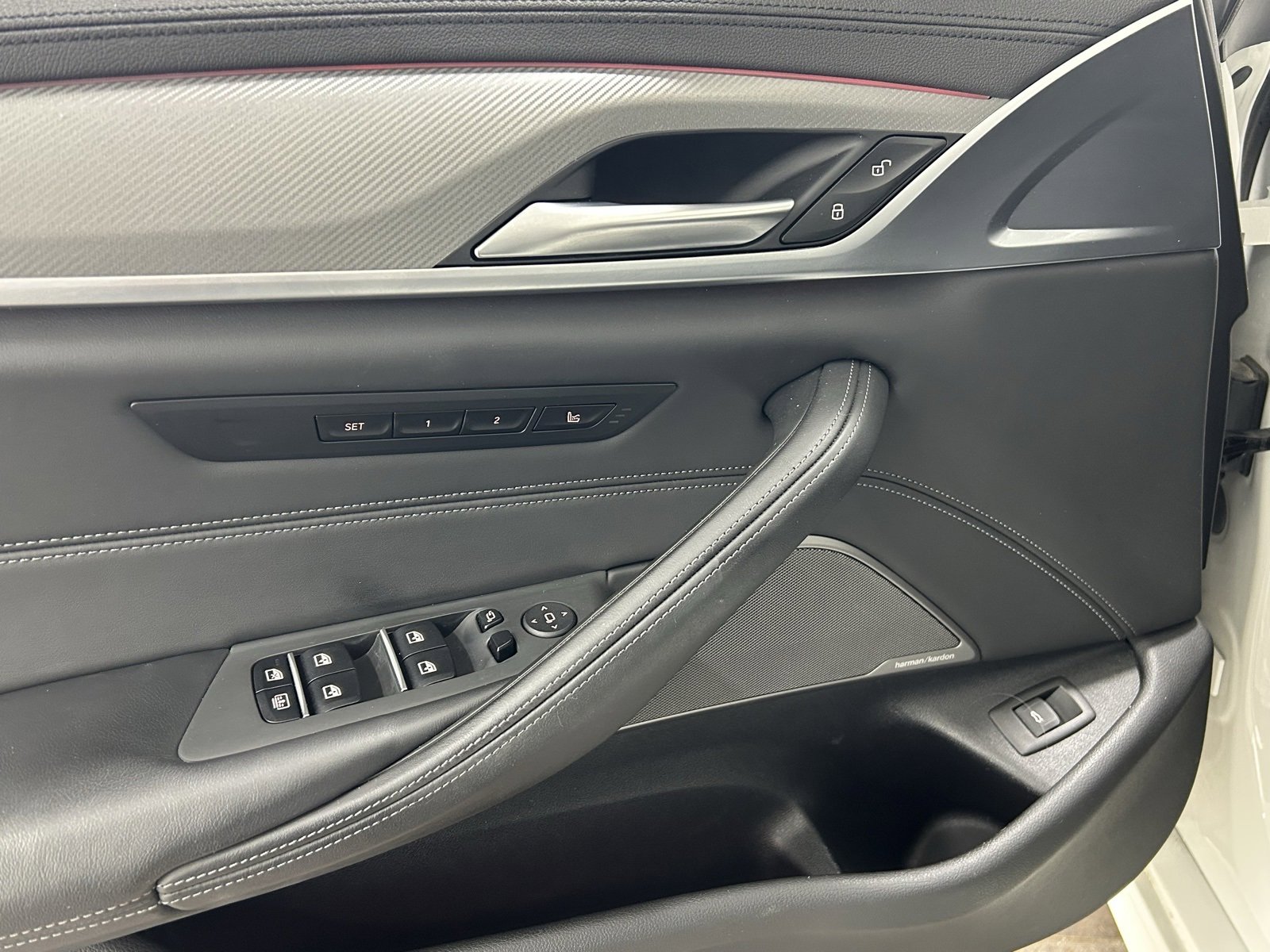 Used 2023 BMW M5 Base w/ Executive Package image 27