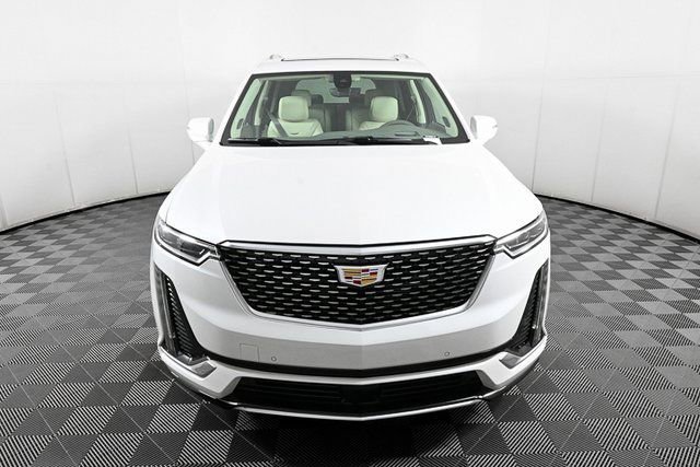 New 2025 Cadillac XT6 Premium Luxury w/ Technology Package image 2