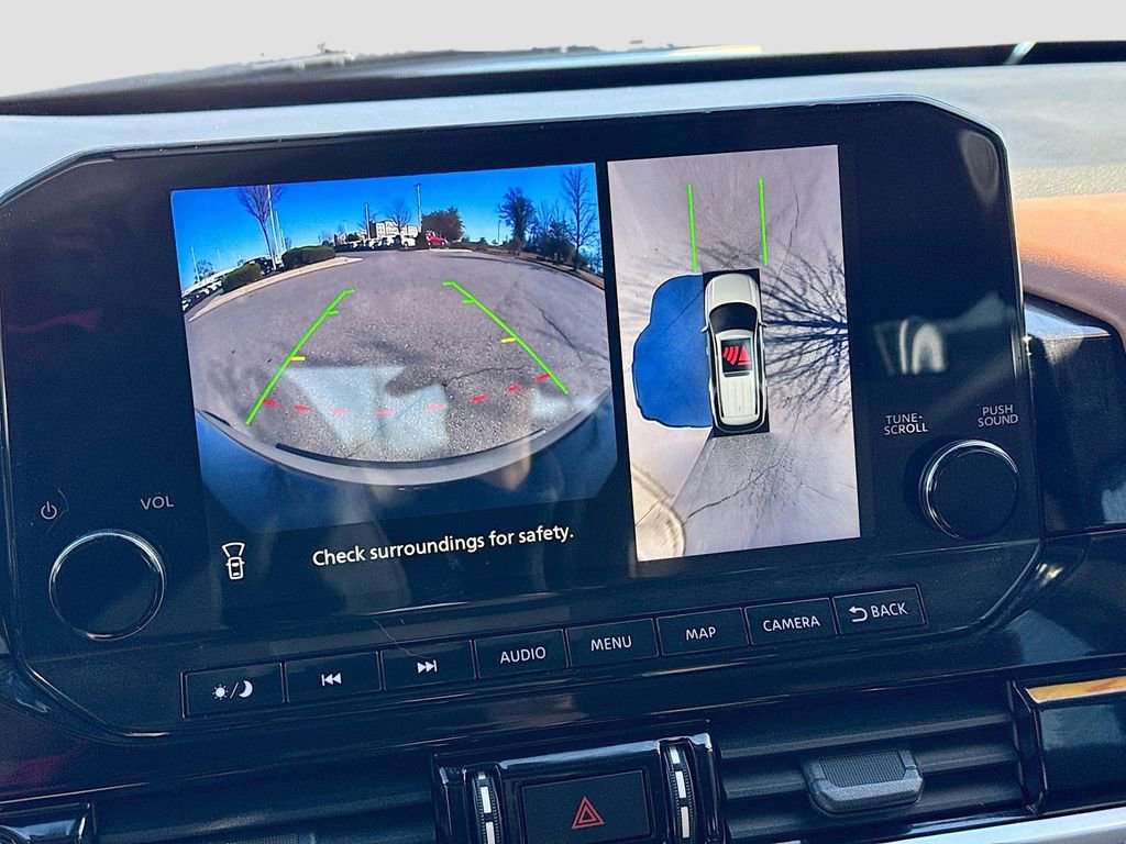 Used 2022 Nissan Pathfinder Platinum w/ Cargo Package image 14