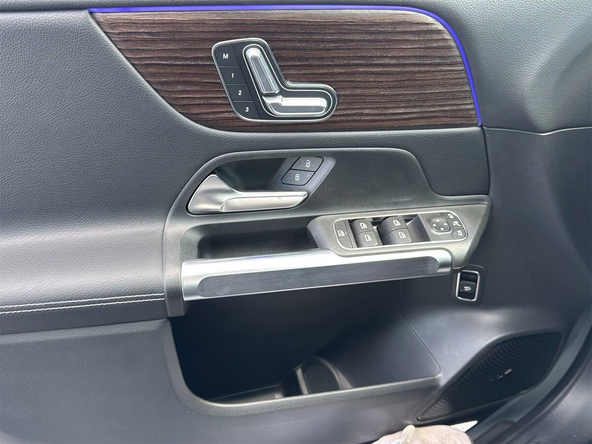 New 2026 Mercedes-Benz GLB 250 image 22