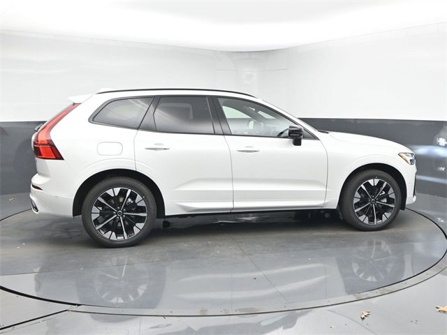 New 2026 Volvo XC60 B5 Plus w/ Protection Package Premier image 8