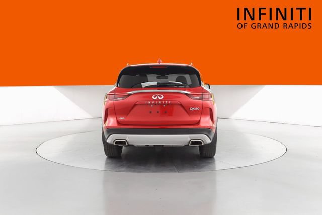 Used 2022 INFINITI QX50 Autograph AWD/4WD image 4