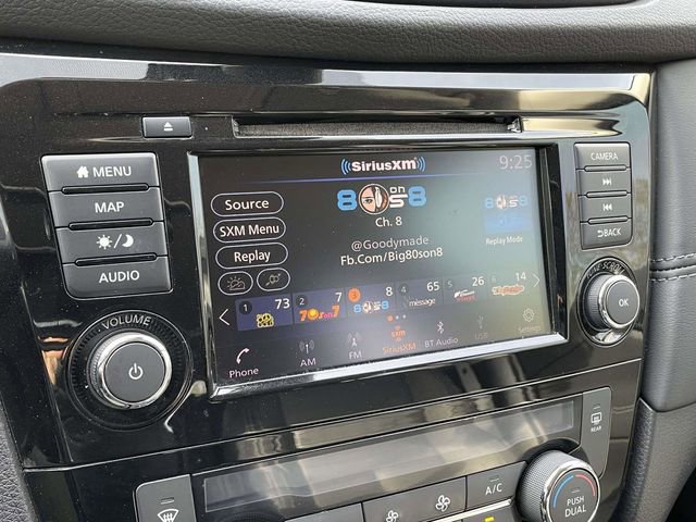 Used 2018 Nissan Rogue SL image 28