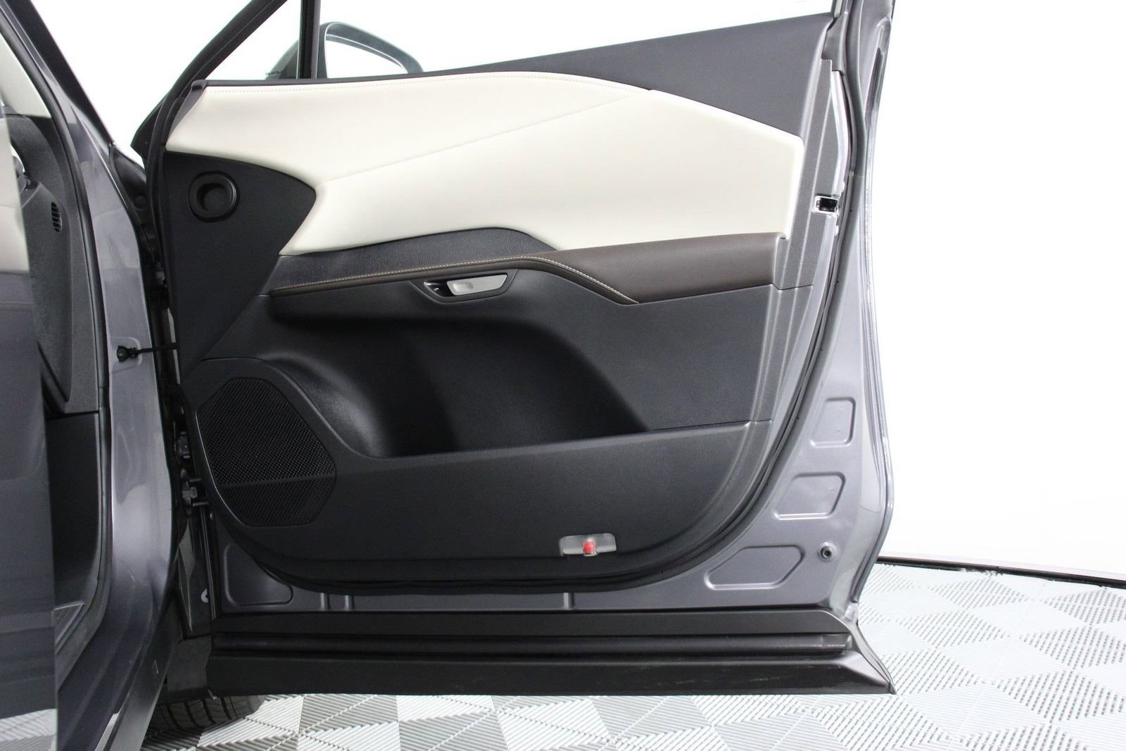 Used 2023 Lexus RX 350 Premium Plus w/ Accessory Package image 24