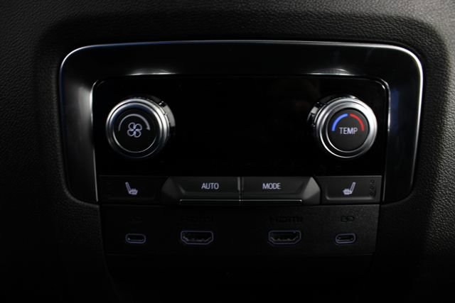 New 2026 GMC Yukon AT4 w/ AT4 Premium Plus Package AWD/4WD image 22
