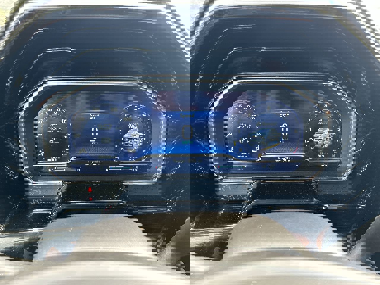 Used 2023 Chevrolet Silverado 1500 LT w/ Z71 Off-Road Package image 27