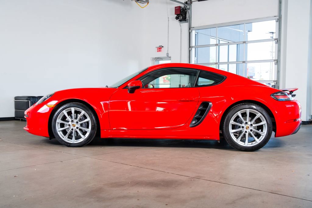 Used 2019 Porsche 718 Cayman RWD image 20