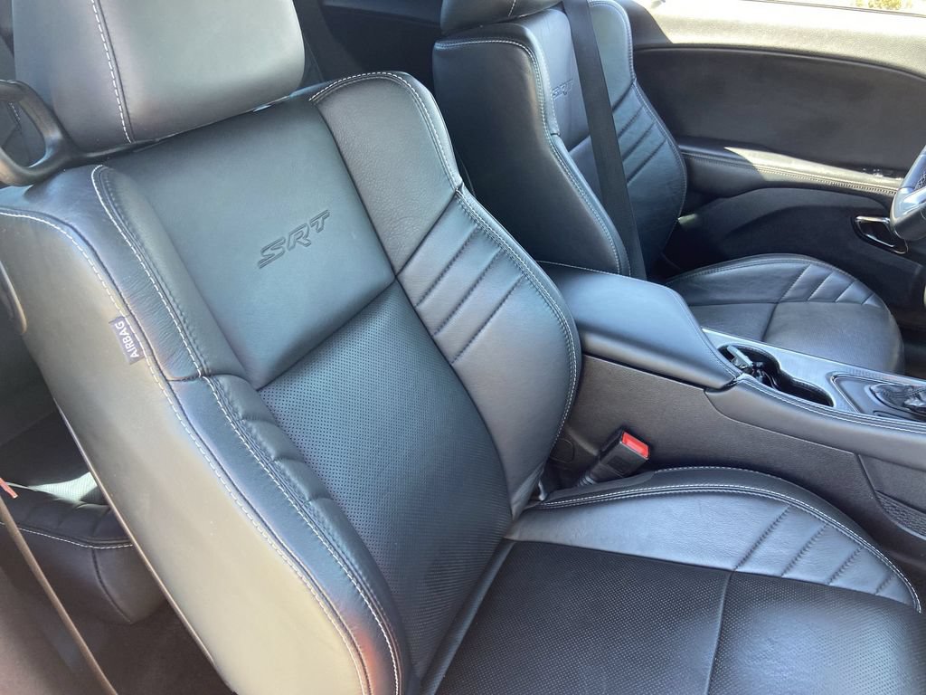 Used 2016 Dodge Challenger SRT Hellcat RWD image 23