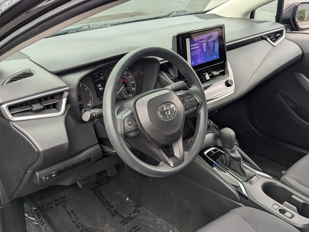 Used 2024 Toyota Corolla LE image 12