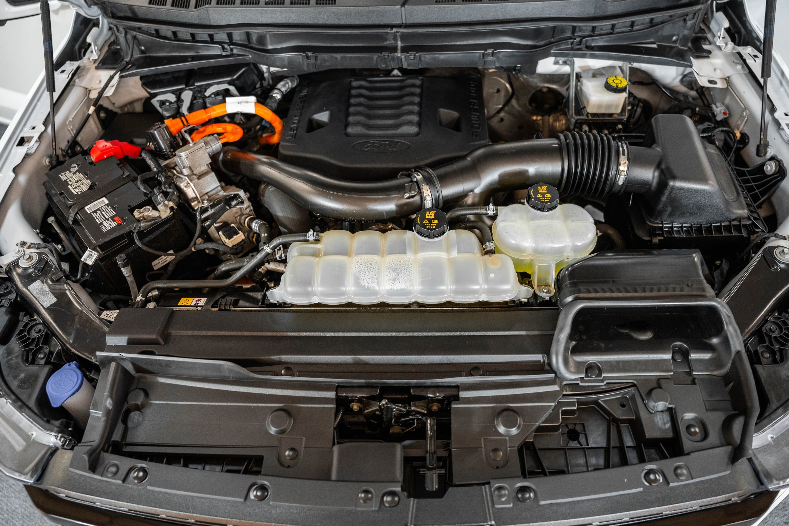 Certified 2023 Ford F150 Lariat w/ Equipment Group 502A High image 26