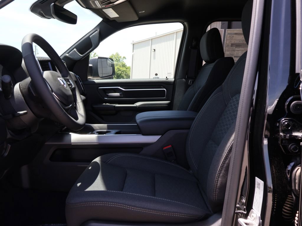 New 2026 RAM 1500 Big Horn AWD/4WD image 22