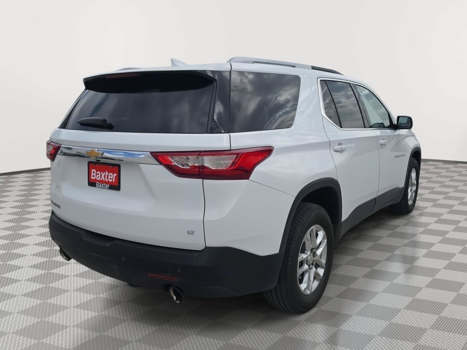 Used 2018 Chevrolet Traverse LT FWD image 20