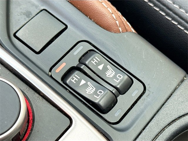 Used 2022 Subaru Forester Touring image 23