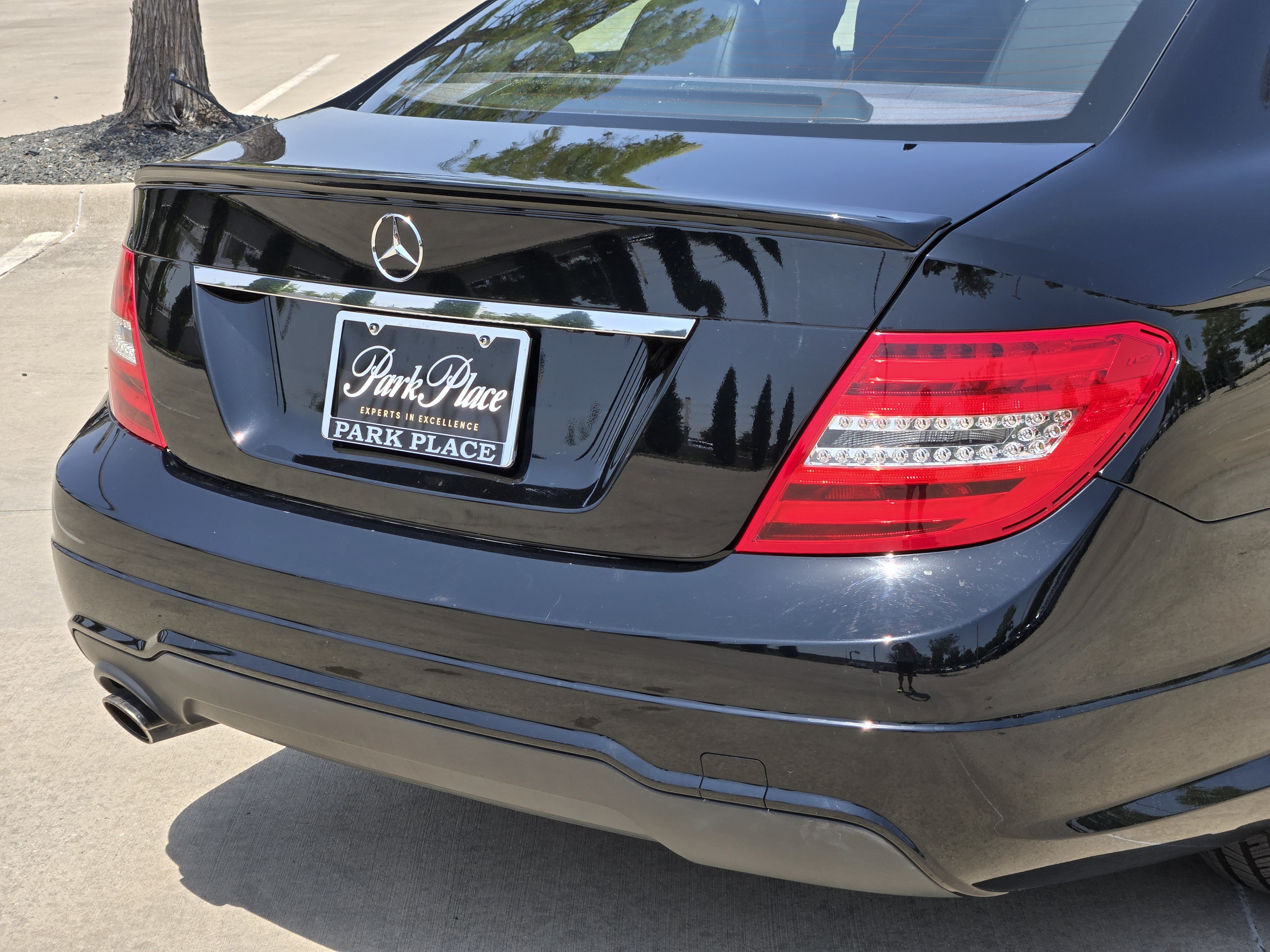 Used 2013 Mercedes-Benz C 250 Coupe image 17