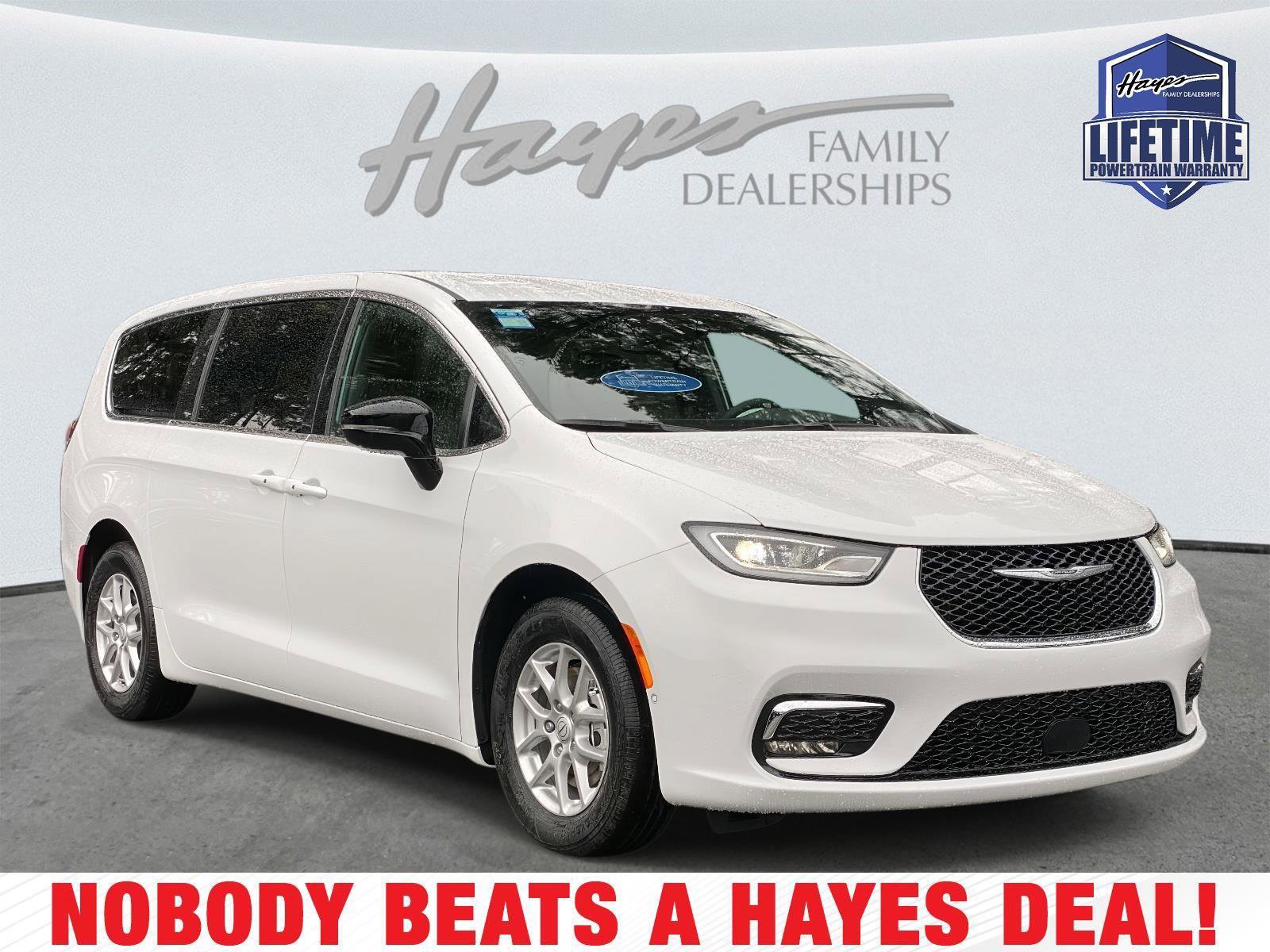 New 2026 Chrysler Pacifica Select