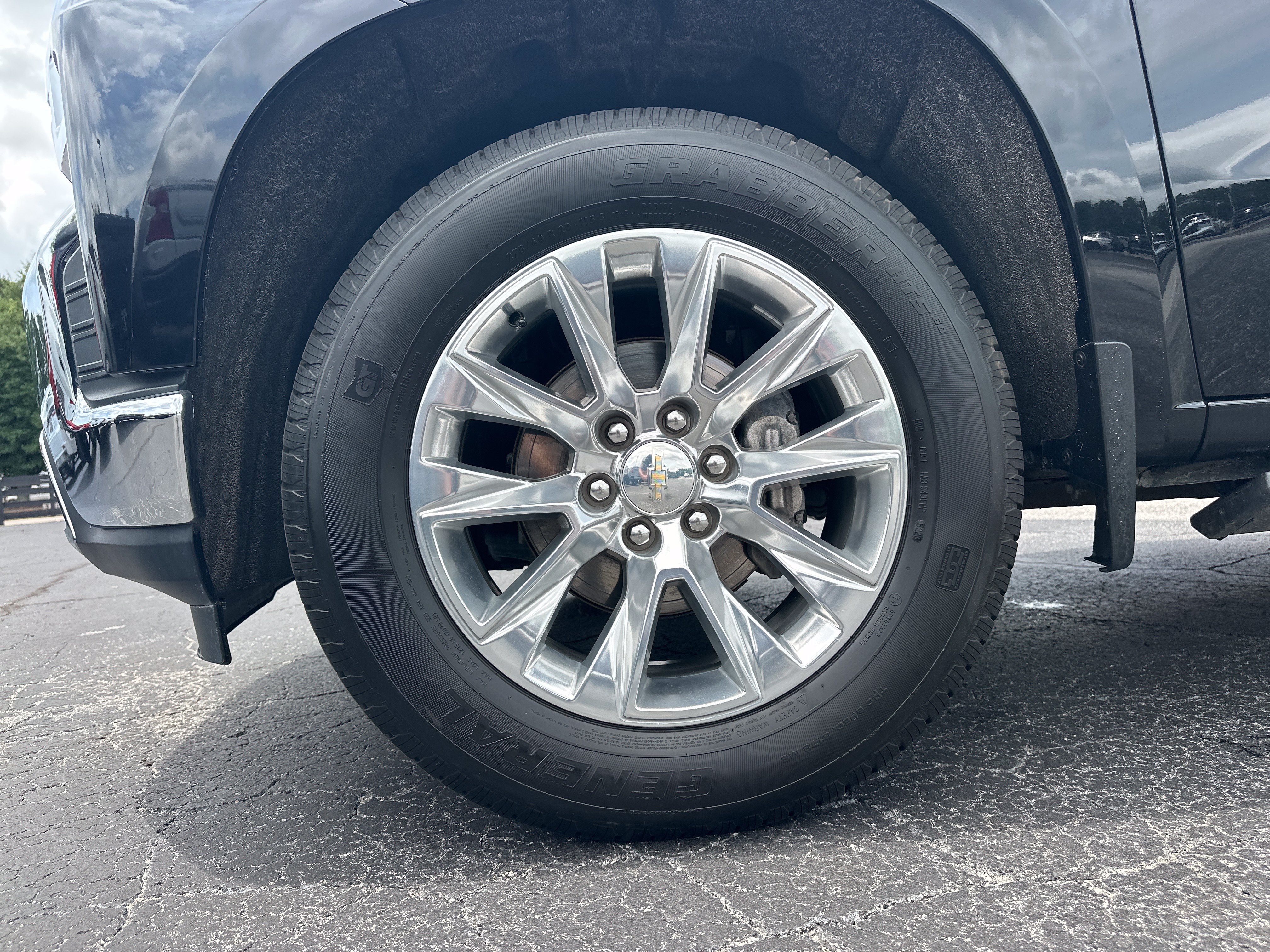 Used 2021 Chevrolet Silverado 1500 LTZ RWD image 11