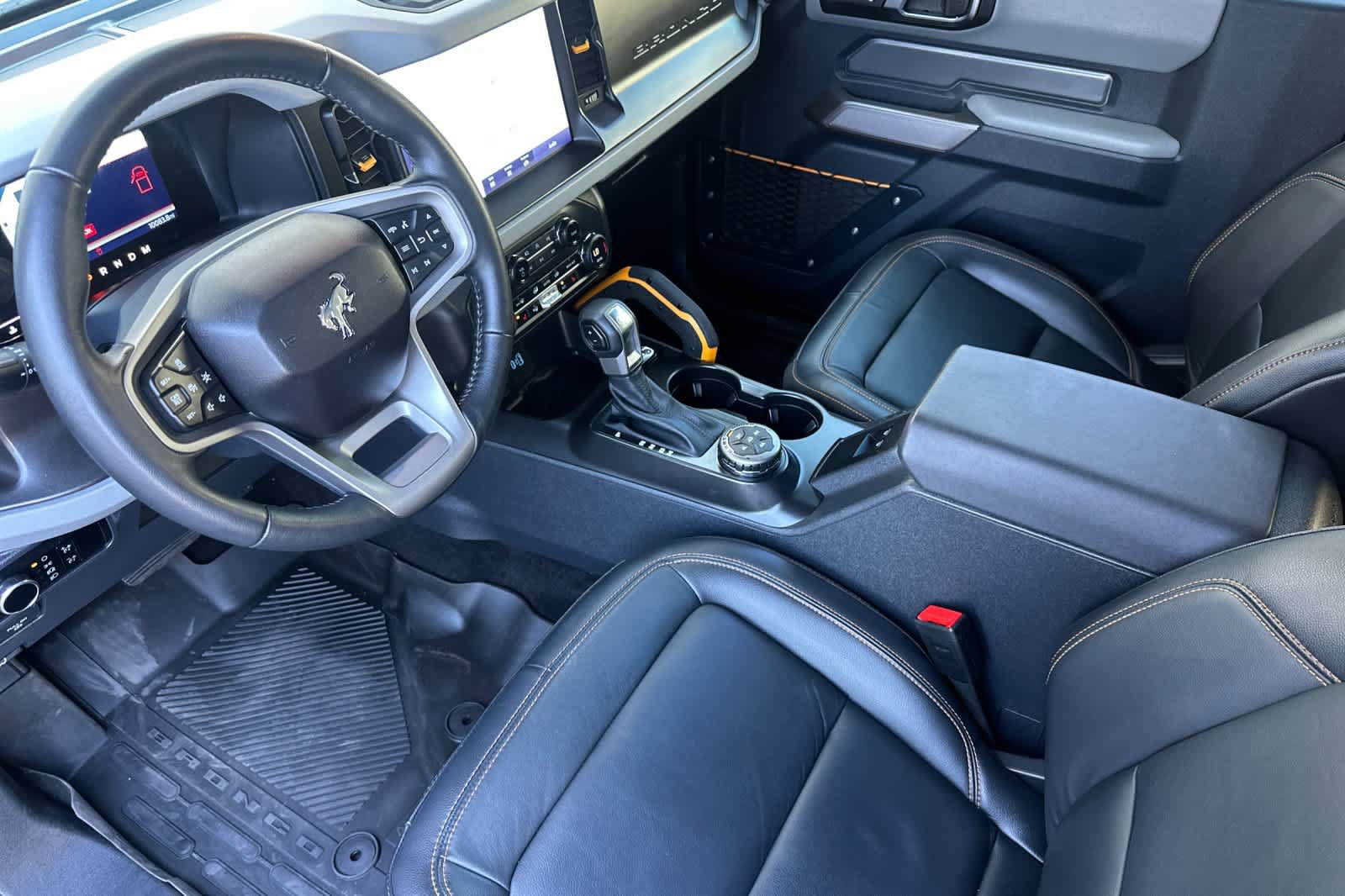 Used 2023 Ford Bronco Badlands AWD/4WD image 11