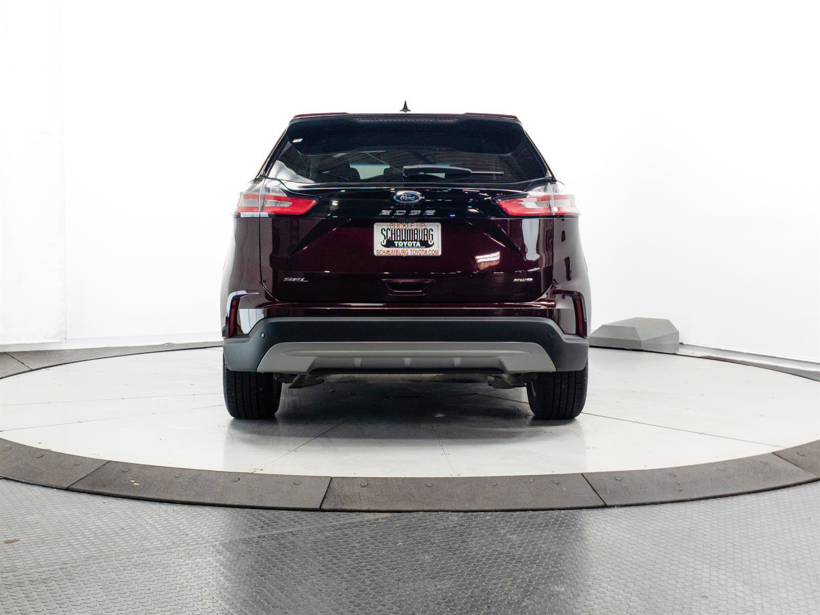 Used 2021 Ford Edge SEL AWD/4WD image 8