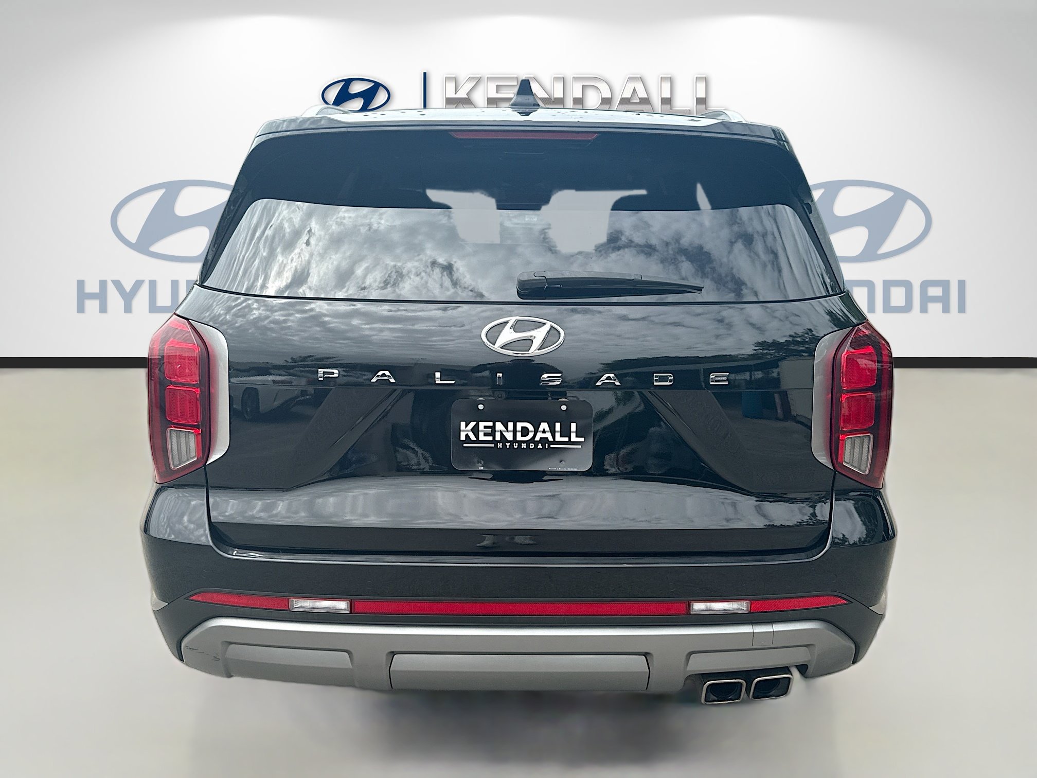 Used 2023 Hyundai Palisade SEL w/ Premium Package FWD image 5