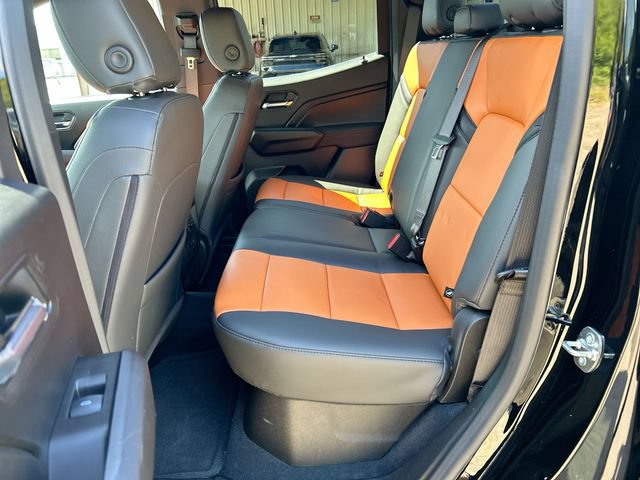 Used 2024 Chevrolet Colorado Z71 w/ Z71 Convenience Package 2 AWD/4WD image 24