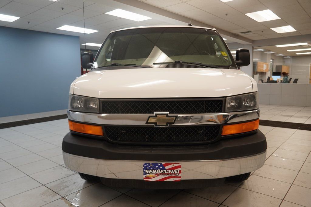 Used 2016 Chevrolet Express 3500 LT w/ LT Preferred Equipment Group image 16