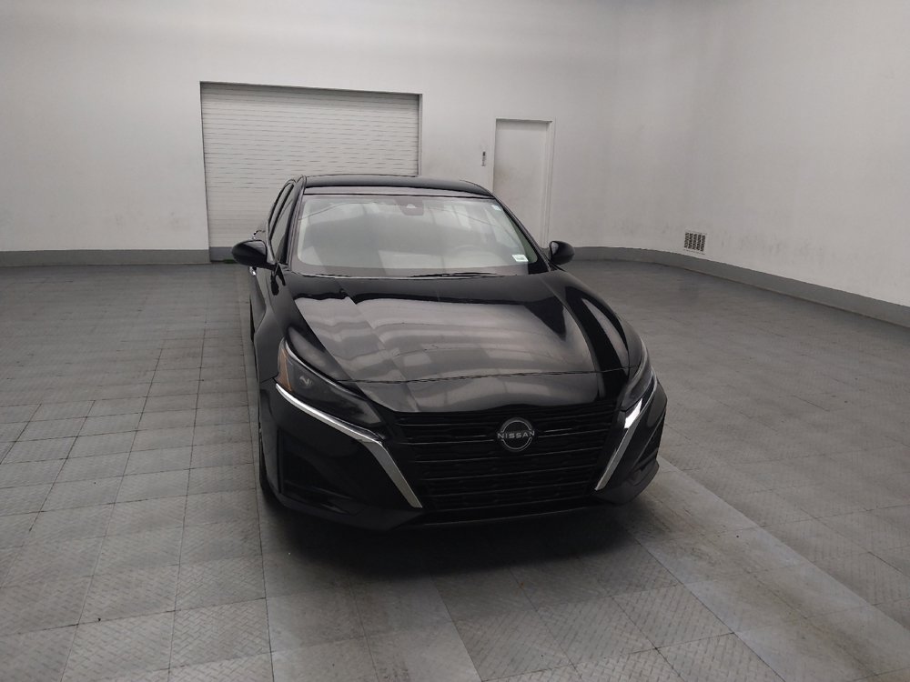 Used 2023 Nissan Altima 2.5 SV image 14