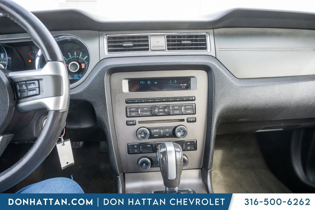 Used 2013 Ford Mustang Convertible image 8