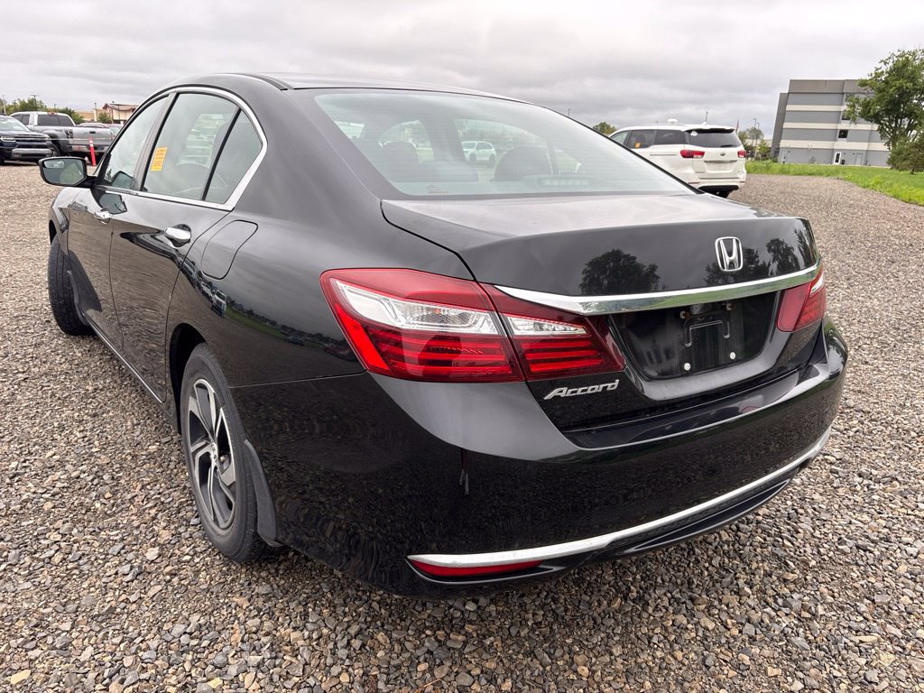 Certified 2017 Honda Accord LX image 7
