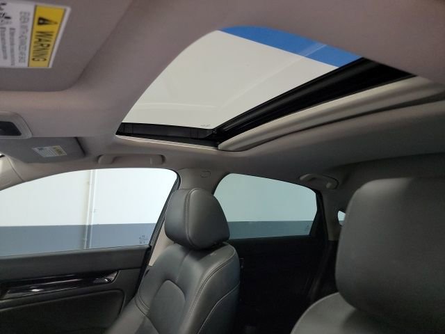 Used 2024 Honda Civic EX-L image 10