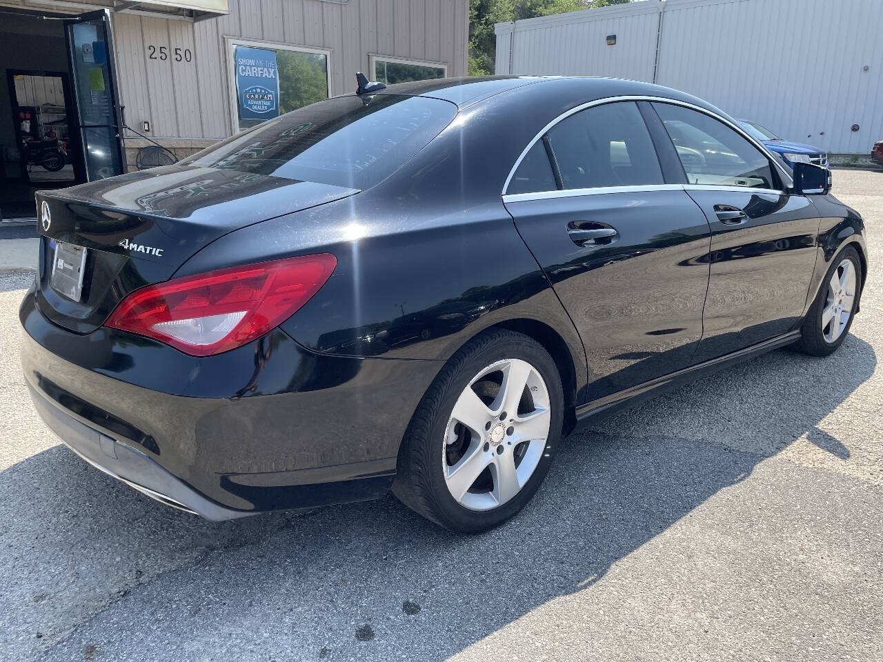 Used 2017 Mercedes-Benz CLA 250 4MATIC image 9