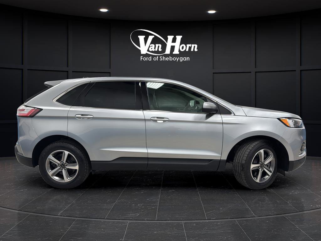 Used 2024 Ford Edge SEL w/ Convenience Package AWD/4WD image 8