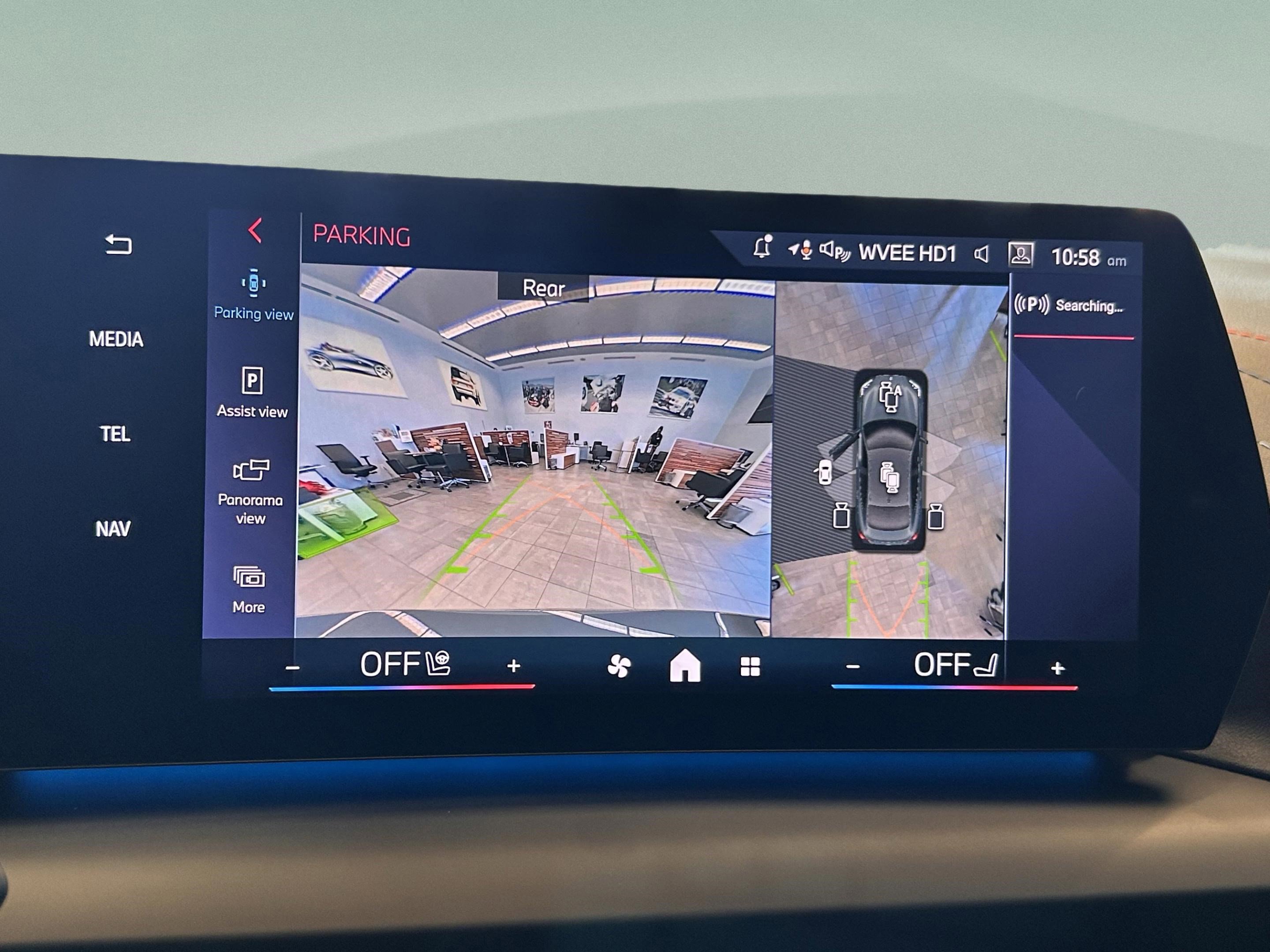 New 2026 BMW M235i xDrive w/ Technology Package image 16