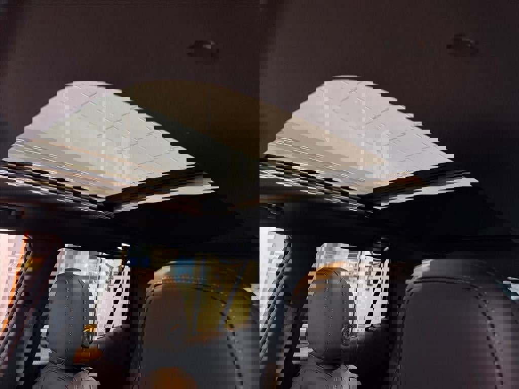 New 2026 Chevrolet Equinox LT w/ Convenience Package II image 4