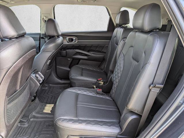 Used 2022 Kia Sorento SX image 19