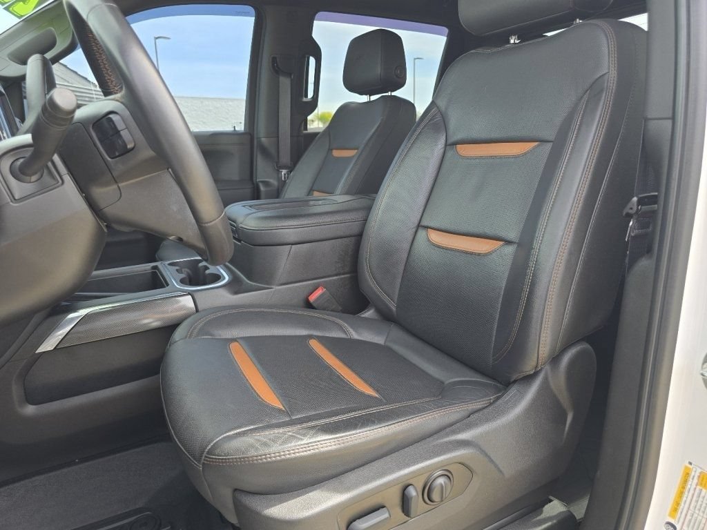 Used 2022 GMC Sierra 1500 AT4 w/ AT4 Premium Package AWD/4WD image 29
