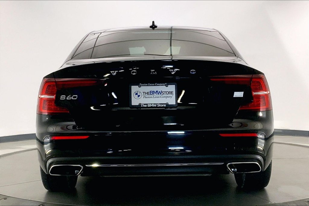 Used 2021 Volvo S60 T8 Inscription w/ Climate Package AWD/4WD image 3