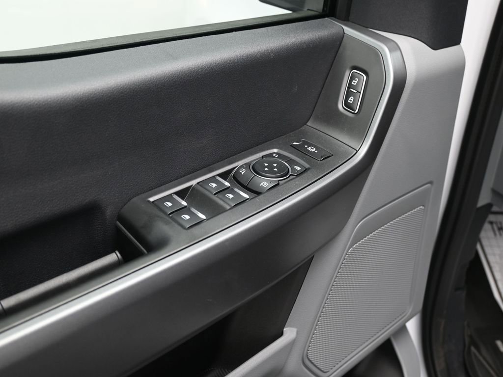 New 2026 Ford F350 XLT w/ FX4 Off-Road Package image 9