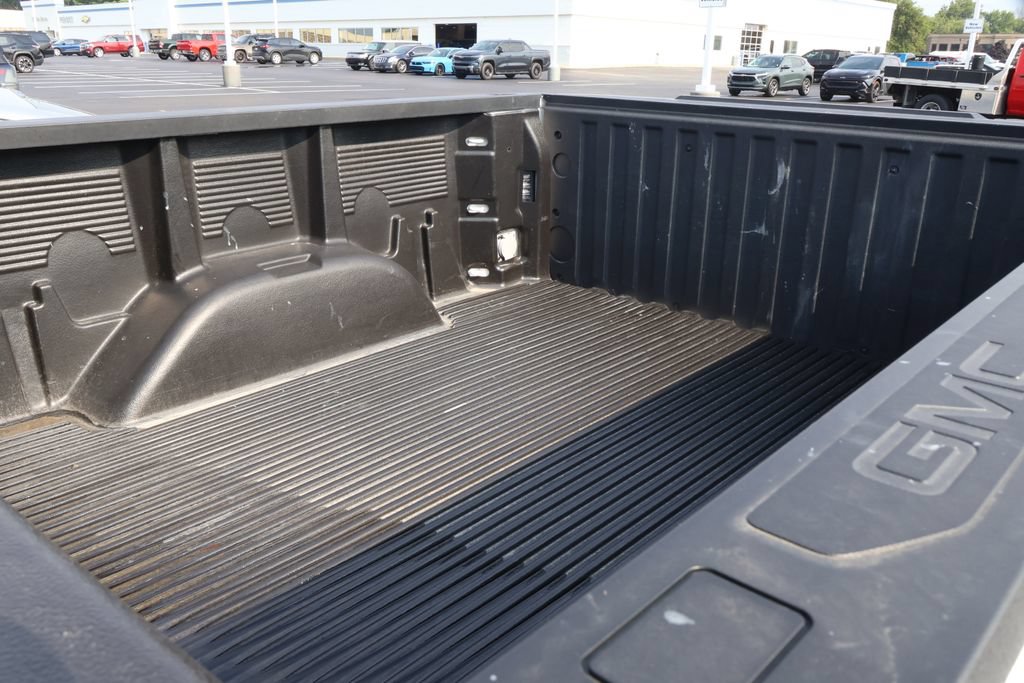 Used 2024 GMC Sierra 1500 Elevation w/ X31 Off-Road Package AWD/4WD image 32