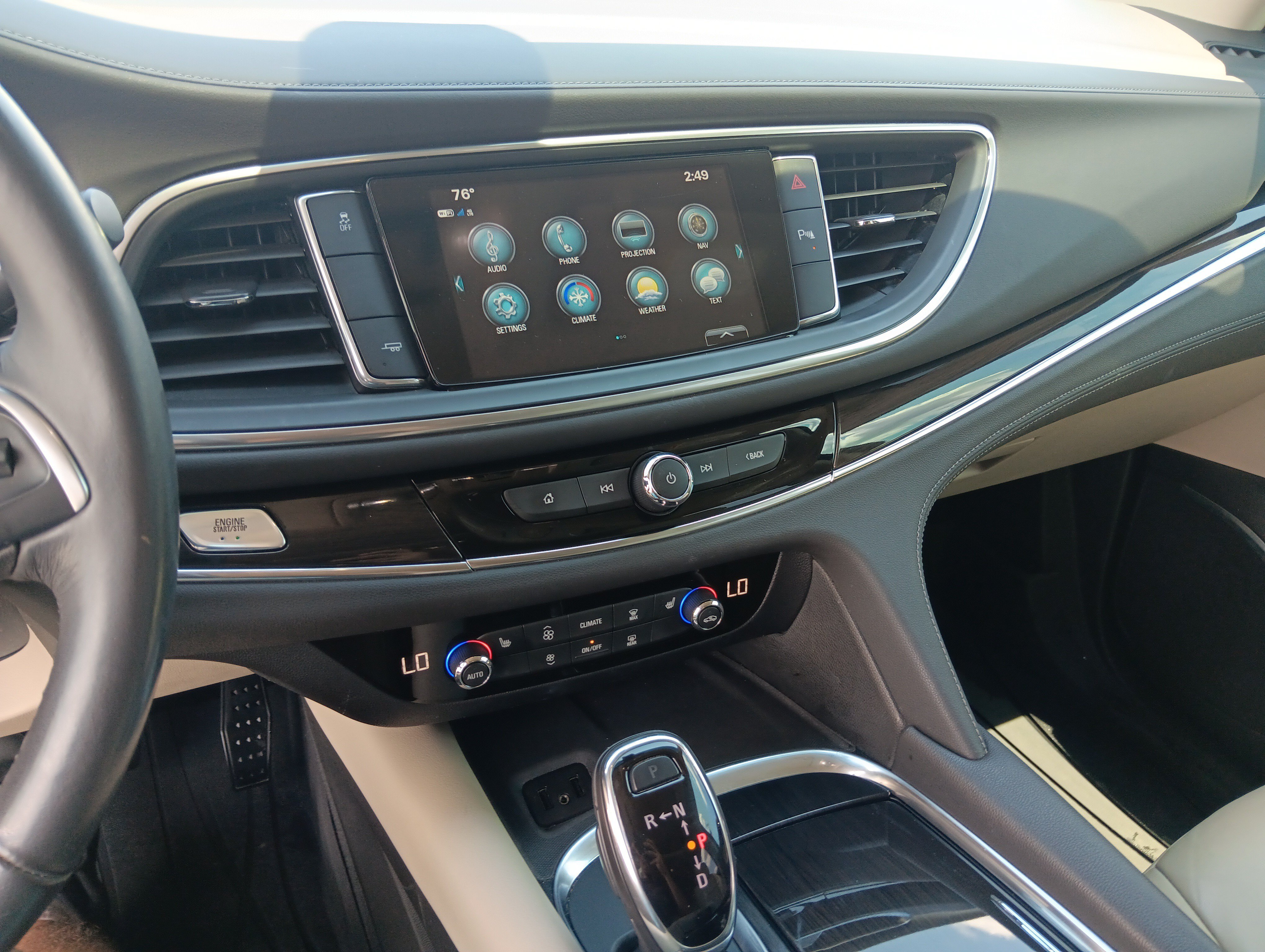 Used 2018 Buick Enclave Essence w/ Trailering Package FWD image 13