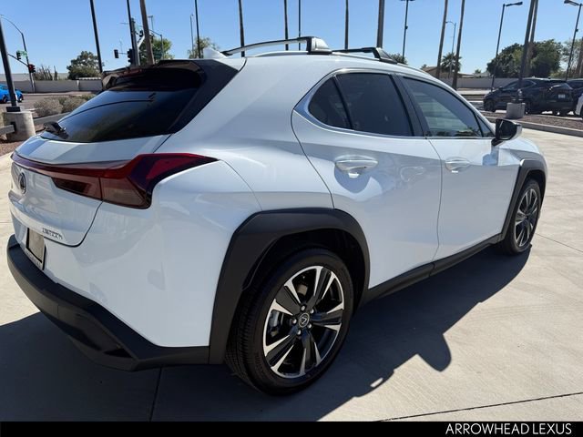 New 2026 Lexus UX 300h FWD image 6