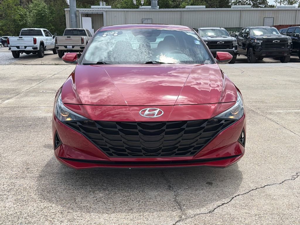 Used 2023 Hyundai Elantra SEL w/ Cargo Package image 10
