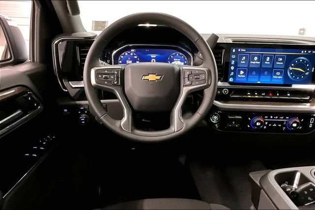 Used 2026 Chevrolet Silverado 1500 LT AWD/4WD image 6