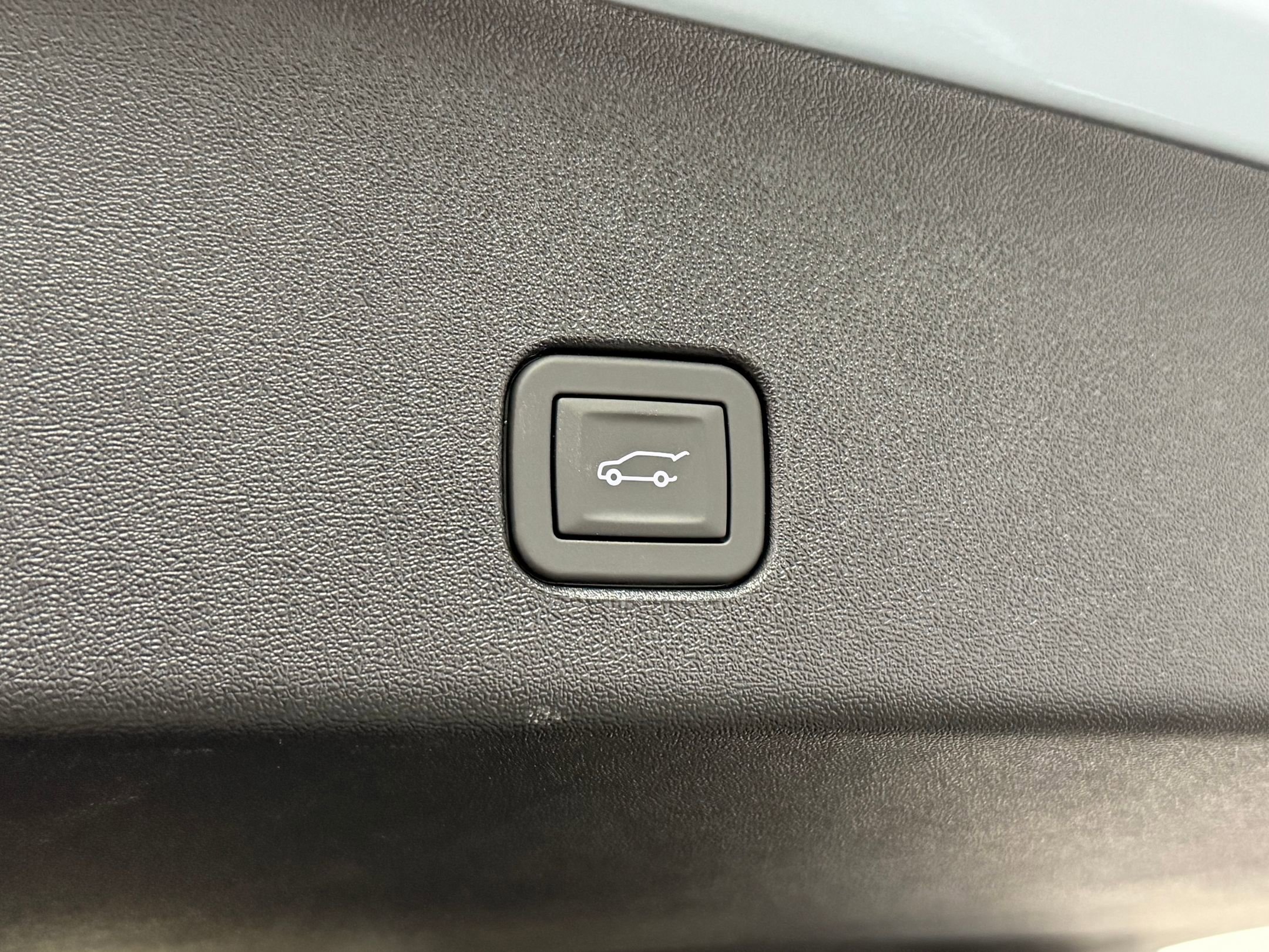 New 2026 Cadillac Optiq Sport 1 image 52