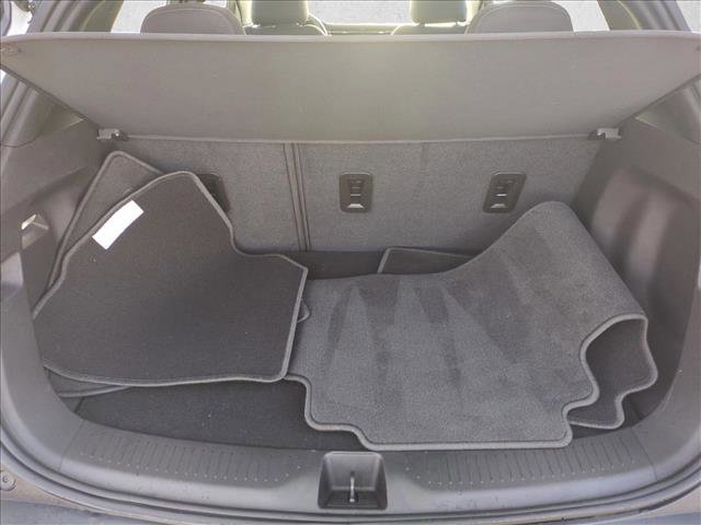 Used 2023 Chevrolet Bolt EUV LT image 6