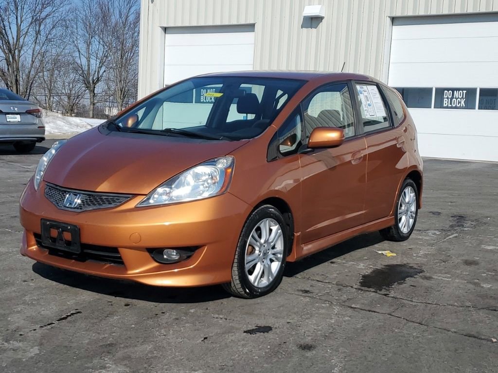 Used 2010 Honda Fit Sport image 3