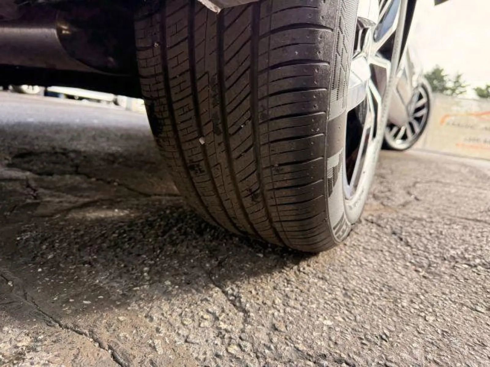 Used 2025 Volkswagen Jetta SE image 44