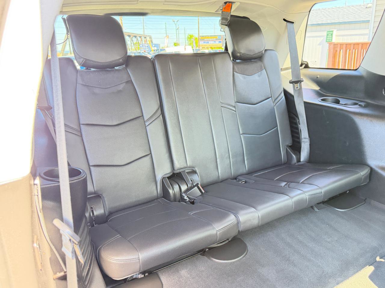 Used 2018 Cadillac Escalade Luxury AWD/4WD image 42