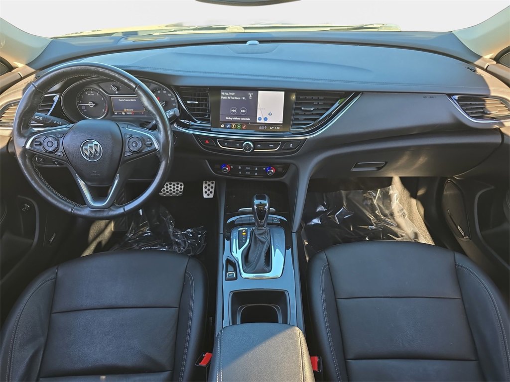 Used 2018 Buick Regal Essence w/ Driver Confidence Package #1 image 10