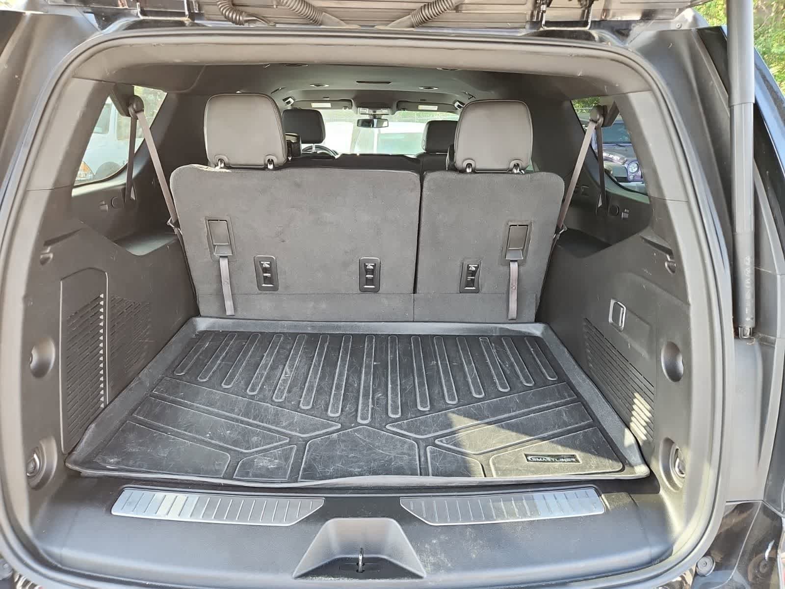 Used 2022 Chevrolet Suburban Z71 AWD/4WD image 25